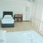 Apartahotel Iliria *