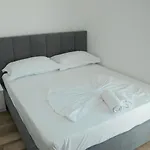Iliria Aparthotel *