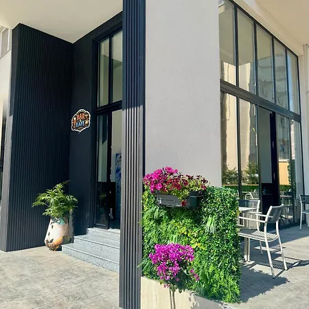 Iliria Aparthotel *